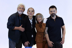 Teatro José Maria Santos recebe "Desmonte", com a atriz Regina Vogue