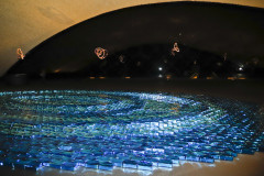 Últimos dias da exposição “O Olho da Noite”, do francês Jean-Michel Othoniel