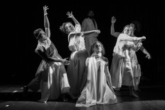 Ave Lola apresenta "Sonho de Uma Noite de Verão" no Guairinha em temporada beneficente