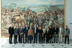 Encontro no Petit comité com representantes do Museu Pompidou (França).