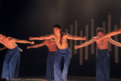 Balé Teatro Guaíra lota apresentações em Jacarezinho e emociona público do 20º EnCena