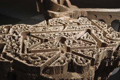 Mostra da artista francesa Eva Jospin fica em cartaz no MON até domingo