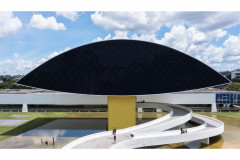 Museu Oscar Niemeyer divulga horário especial de funcionamento para o feriado