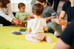 MON realiza oficina sensorial com tema de arquitetura para bebês de 1 a 2 anos