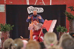 Guairinha recebe "Os Lenhadores", espetáculo que narra ganância e esperança