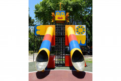 Com "Robô Interativo" e novas esculturas, MON apresenta obras inéditas na área externa