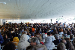 A Orquestra Sinfônica do Paraná realiza no próximo sábado (08), às 16h, no vão livre do Museu Oscar Niemeyer, o quinto concerto da série “OSP no Museu Oscar Niemeyer – Mostly Mozart”, com regência do maestro convidado Matheus Carneiro.