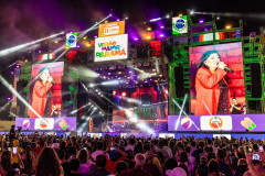 Roberta Miranda e Raça Negra transformam Pontal do Paraná em palco de grandes emoções