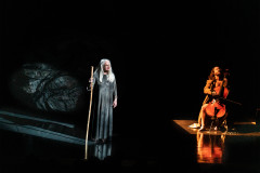 Mozart gratuito no MON, duas novas exposições e Vera Holtz estão na agenda cultural