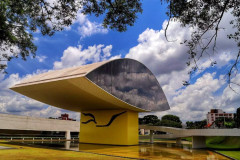 Domingo de eleições altera horários dos espaços culturais do Estado em Curitiba