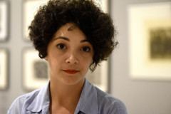 A produtora cultural e curadora Ana Rocha é a nova diretora do MAC-PR. 