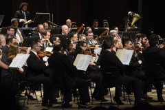 Orquestra Sinfônica do Paraná apresenta música barroca com maestro especialista.