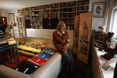 Mostra sobre Adalice Araújo no hall da SECC fica em cartaz até 28 de junho. 