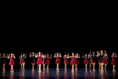 Cia. Jovem da Escola de Dança Teatro Guaíra participa de mostras de dança.