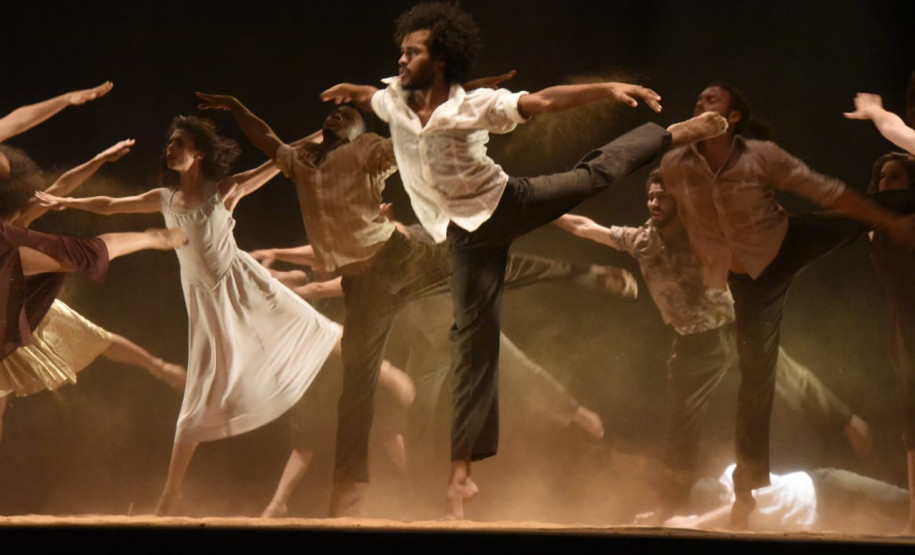 Balé Teatro Guaíra abre Festival de Dança de Londrina