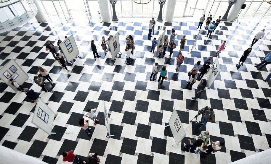 Premiação do Concurso de Desenho do Centro Juvenil de Artes. Curitiba, 12 de novembro de 2019. Foto: Kraw Penas/SECC