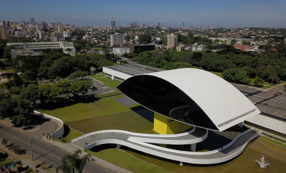 Museu Oscar Niemeyer. Foto de José Fernando Ogura/AEN