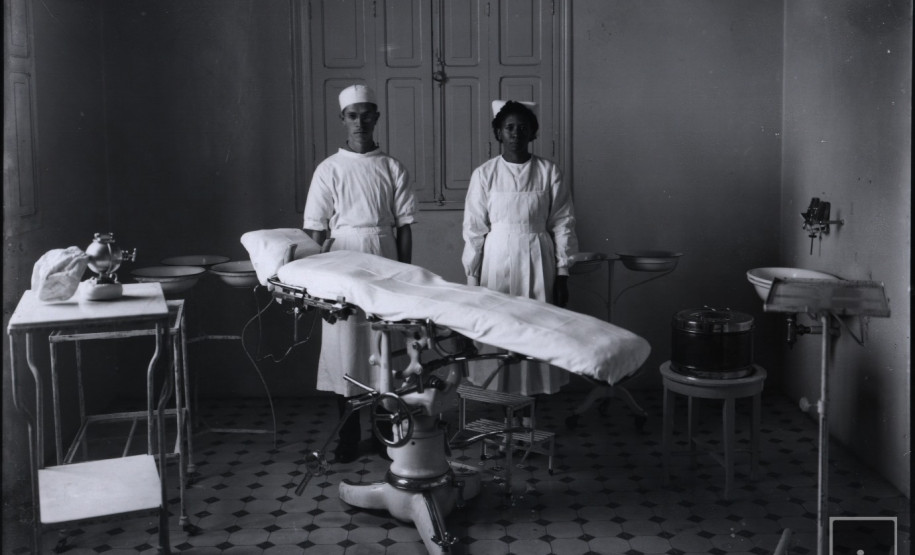 Foto Hospital da Coleção Guilherme Glück. Acervo do MIS-PR