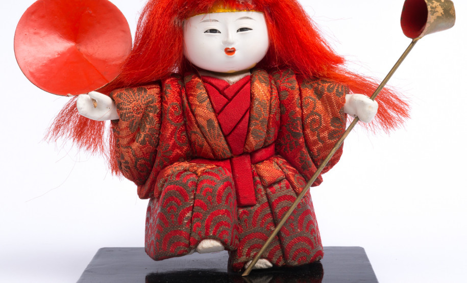 Boneca da exposição O Mundo Mágico dos Ningyos