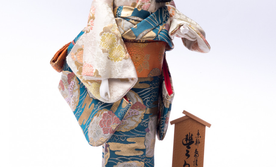 Boneca da exposição O Mundo Mágico dos Ningyos