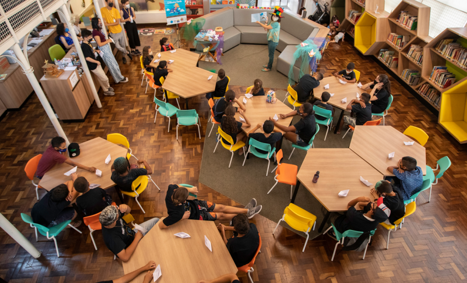 Aventuras Literárias com Ângela Gomes