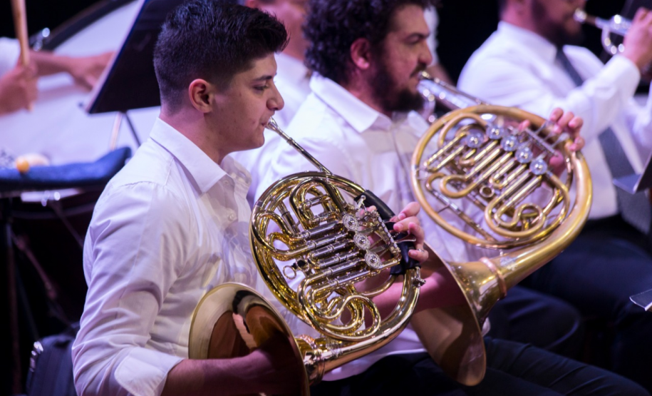 Músicos da Orquestra Sinfônica do Paraná em apresentação