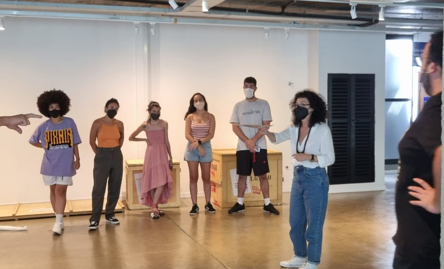 Reunião do grupo de artistas