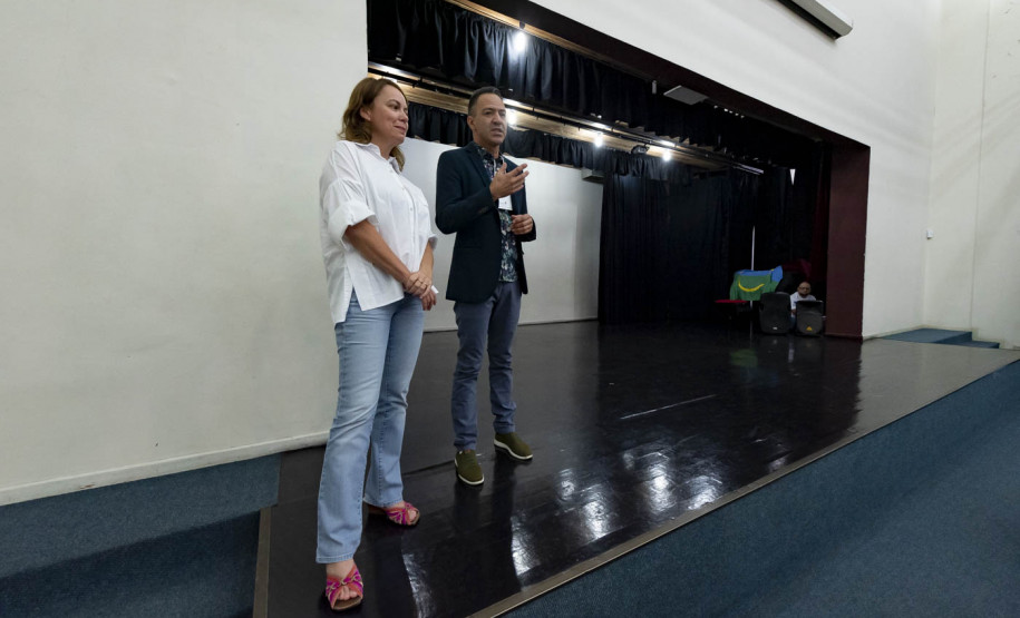 Gestores culturais do interior chegam a Curitiba para intercâmbio cultural e conhecer o Raízes do MIS