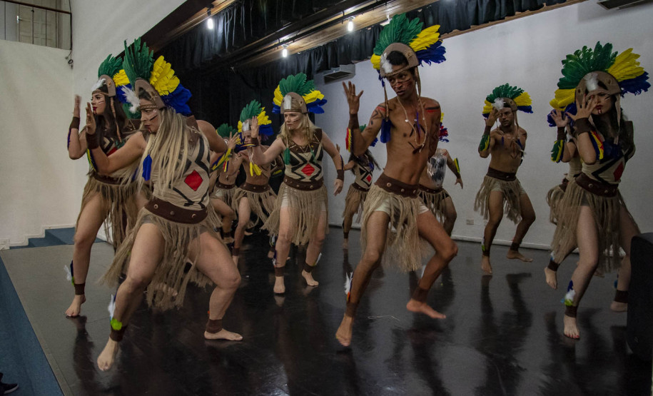 Gestores culturais do interior chegam a Curitiba para intercâmbio cultural e conhecer o Raízes do MIS