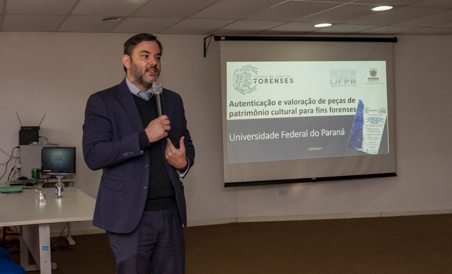 Marcos Camargo, da Polícia Federal, em palestra