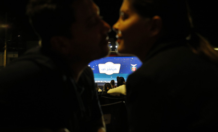 Ivaiporã recebe a primeira edição do Cinema na Praça com alegria e entusiasmo