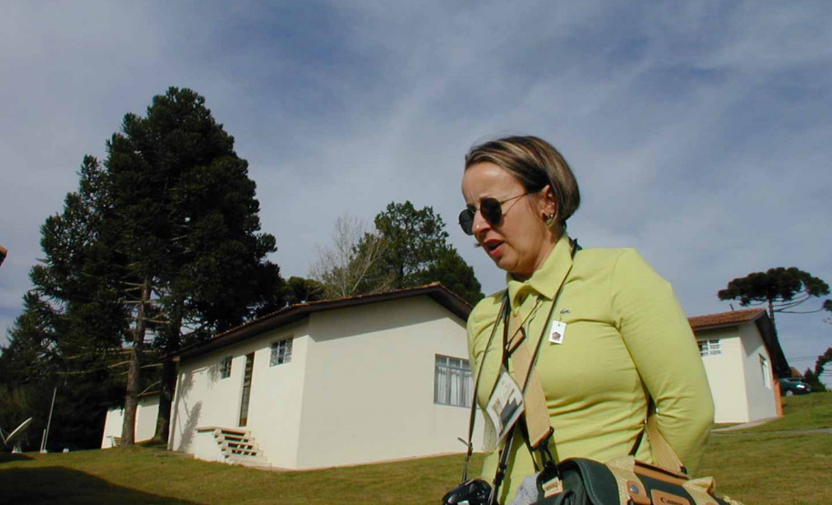 Didonet Thomas dedicada a documentação de Faxinal