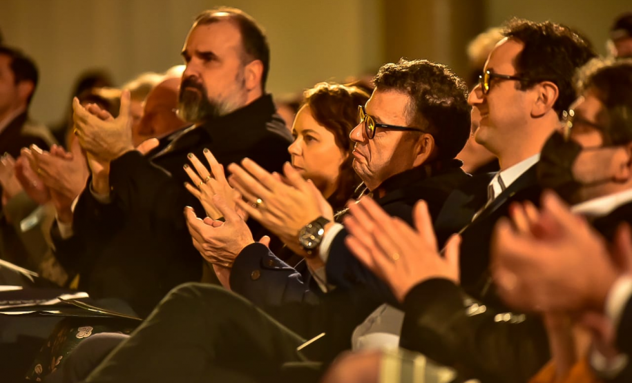 Autoridades prestigiam o evento