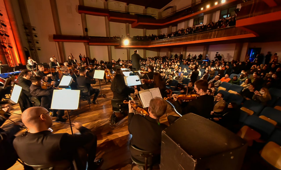 Orquestra sinfônica do Paraná Toca no Canal da Música