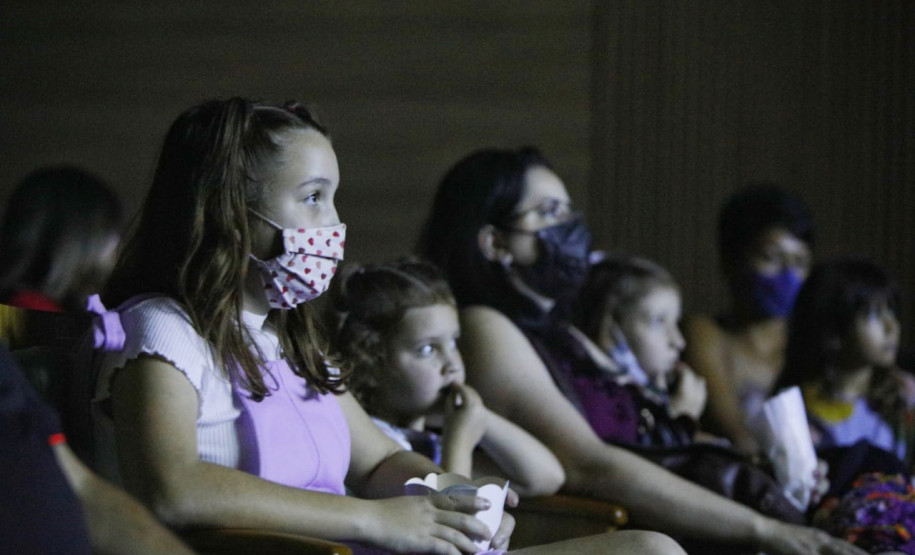 Fundada há 165 anos, Biblioteca Pública do Paraná atrai novos públicos com mais de 30 projetos de cultura, acessibilidade e incentivo à leitura