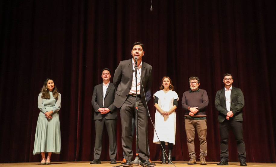 O Programa Criança no Teatro foi lançado nessa quarta-feira (22) pelo governador Carlos Massa Ratinho Júnior para uma plateia de cerca de 1,2 mil estudantes de escolas públicas de Curitiba e Região Metropolitana