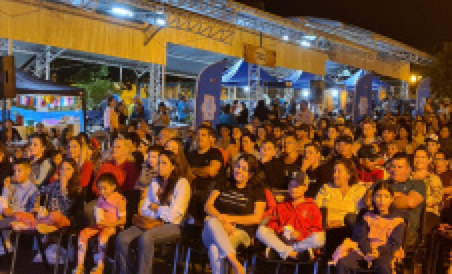 Cinema na praça