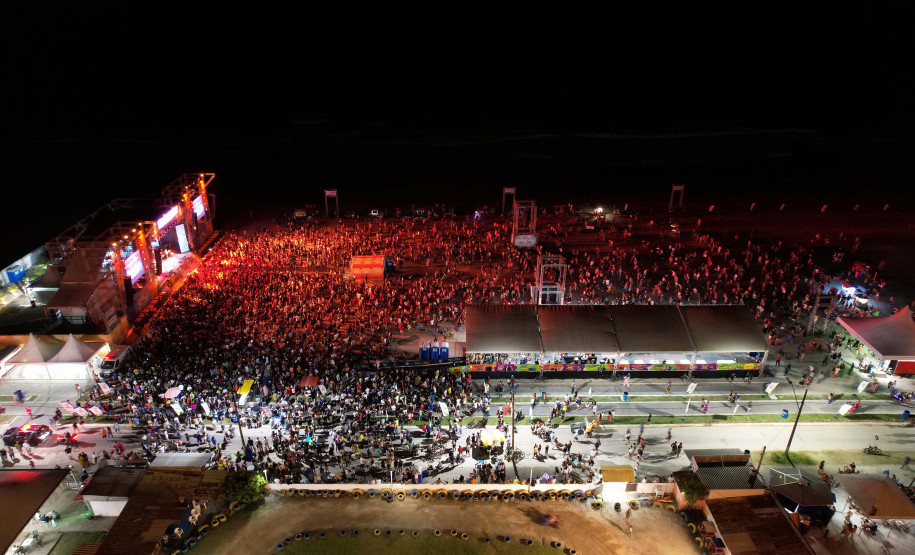 Shows no Litoral: sertanejo e forró embalam fim de semana em Matinhos e Pontal do Paraná - Antony & Gabriel