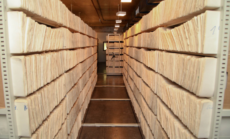 Arquivo Público do Paraná vira cenário de documentário sobre a família Urban -