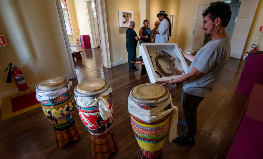 MIS-PR celebra Dia das Tradições Africanas com nova exposição, música e roda de conversa