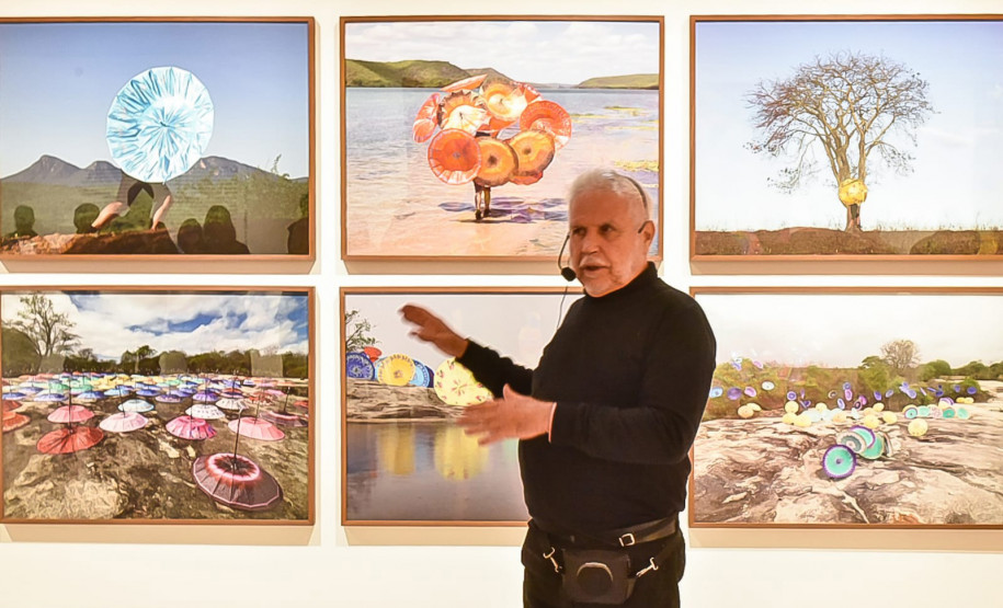 Programação Museus Feriado. Na foto, exposição Delson Uchôa