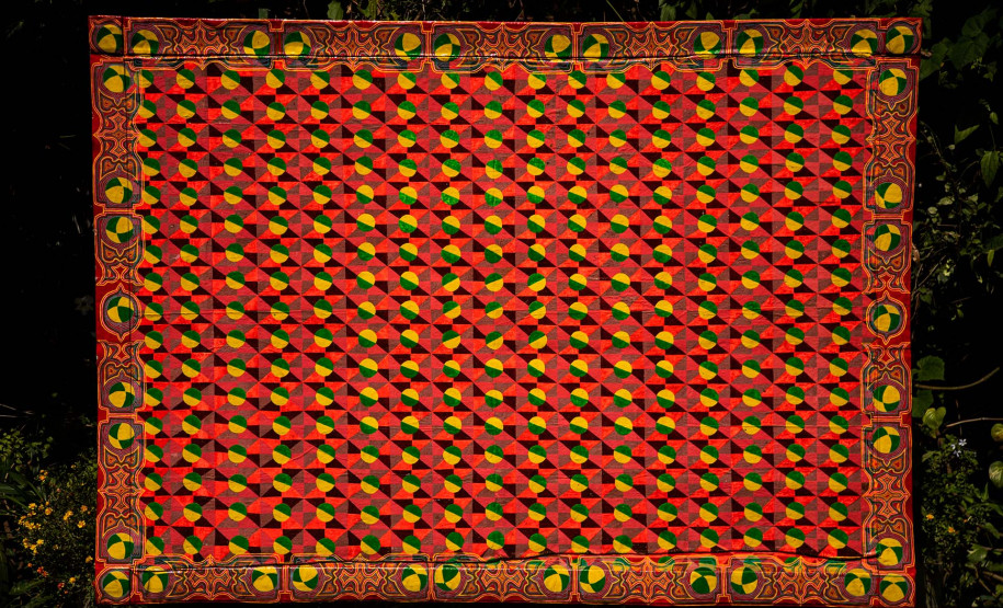 Na foto, exposição pintura vingada de Delson Uchoa