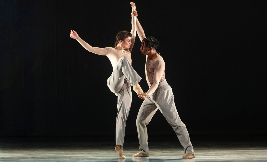 Balé Teatro Guaíra se apresenta em Apucarana e Arapongas neste fim de semana