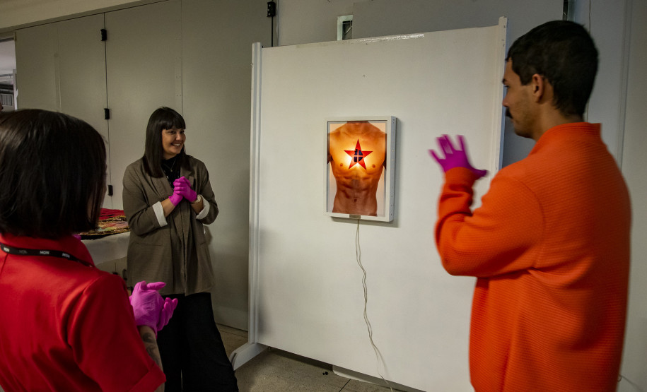 Nova exposição do MIS-PR remonta o movimento LGBTI+ do Paraná