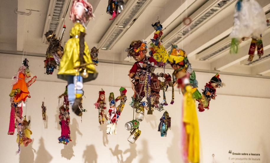 Exposição de Efigênia Rolim e Hélio Leites no MAC-PR é finalista do prêmio ABCA