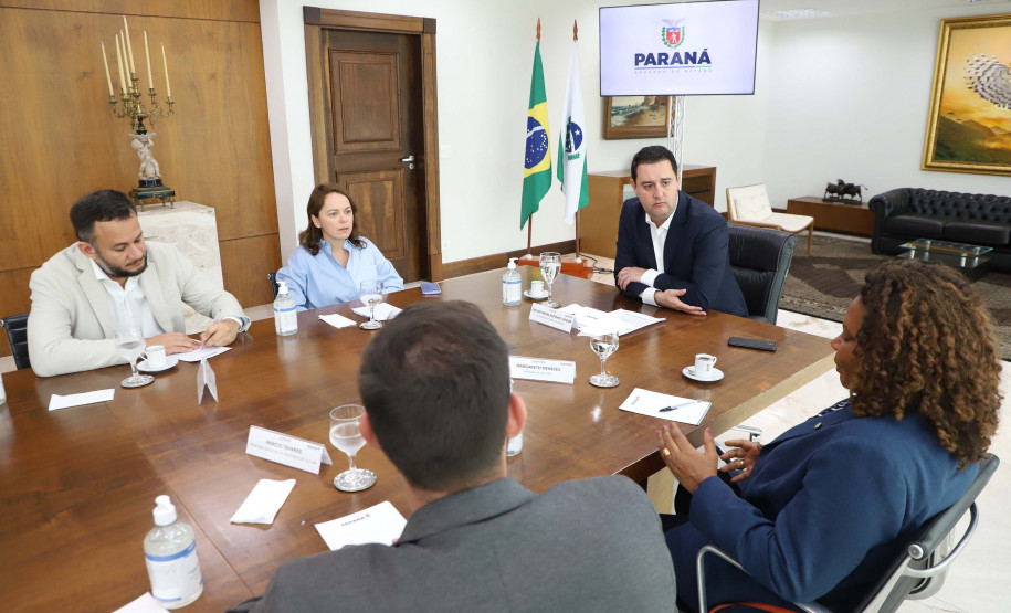 Governador Carlos Massa Ratinhos Junior recebe a Ministra da Cultura Margareth Menezes