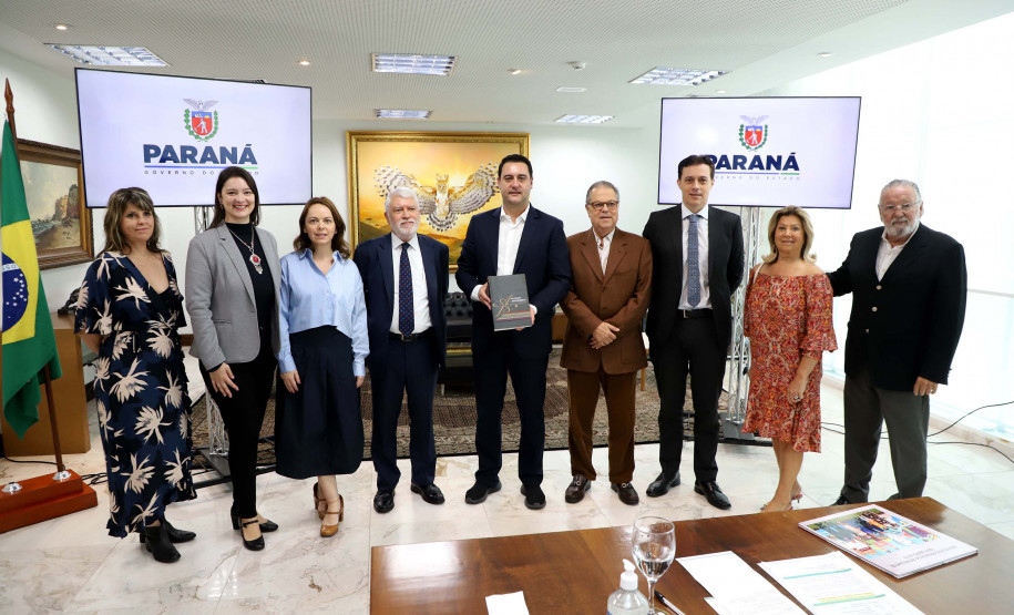 A tela “Porto de Cabedelo” irá compor o acervo do Museu Casa Alfredo Andersen, em Curitiba