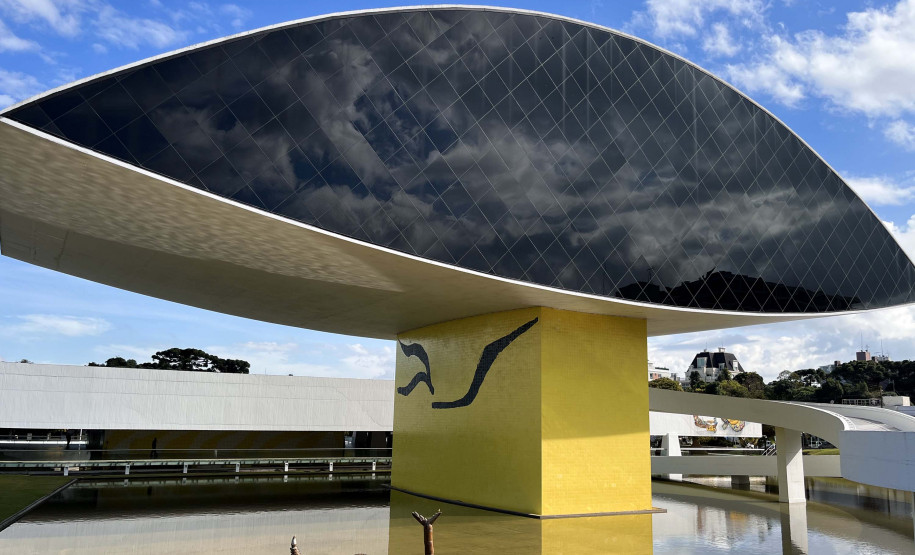 “Serpente”, de Francisco Brennand.