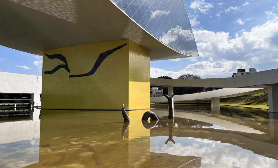 “Serpente”, de Francisco Brennand.