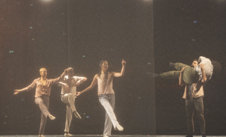 Ponta Grossa e Guarapuava recebem Balé Teatro Guaíra com "V.I.C.A." e "Piá"